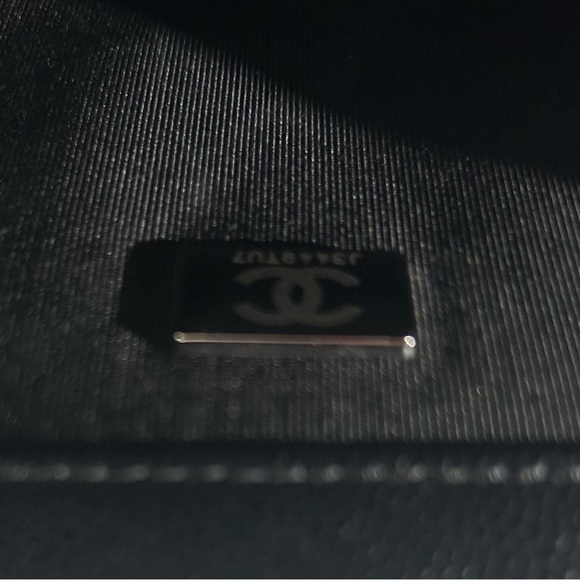 Authentic Like New 2022 Chanel Black Caviar Medium Boy Bag w Full Set - Picture 14 of 15